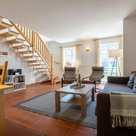 Apartment Rugana - Klassik Mit 2 Schlafzimmern Und Terrasse A27 Dranske